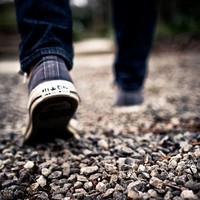A lunchtime stroll can reduce afternoon stress